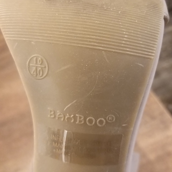 Heels - Picture 4 of 5